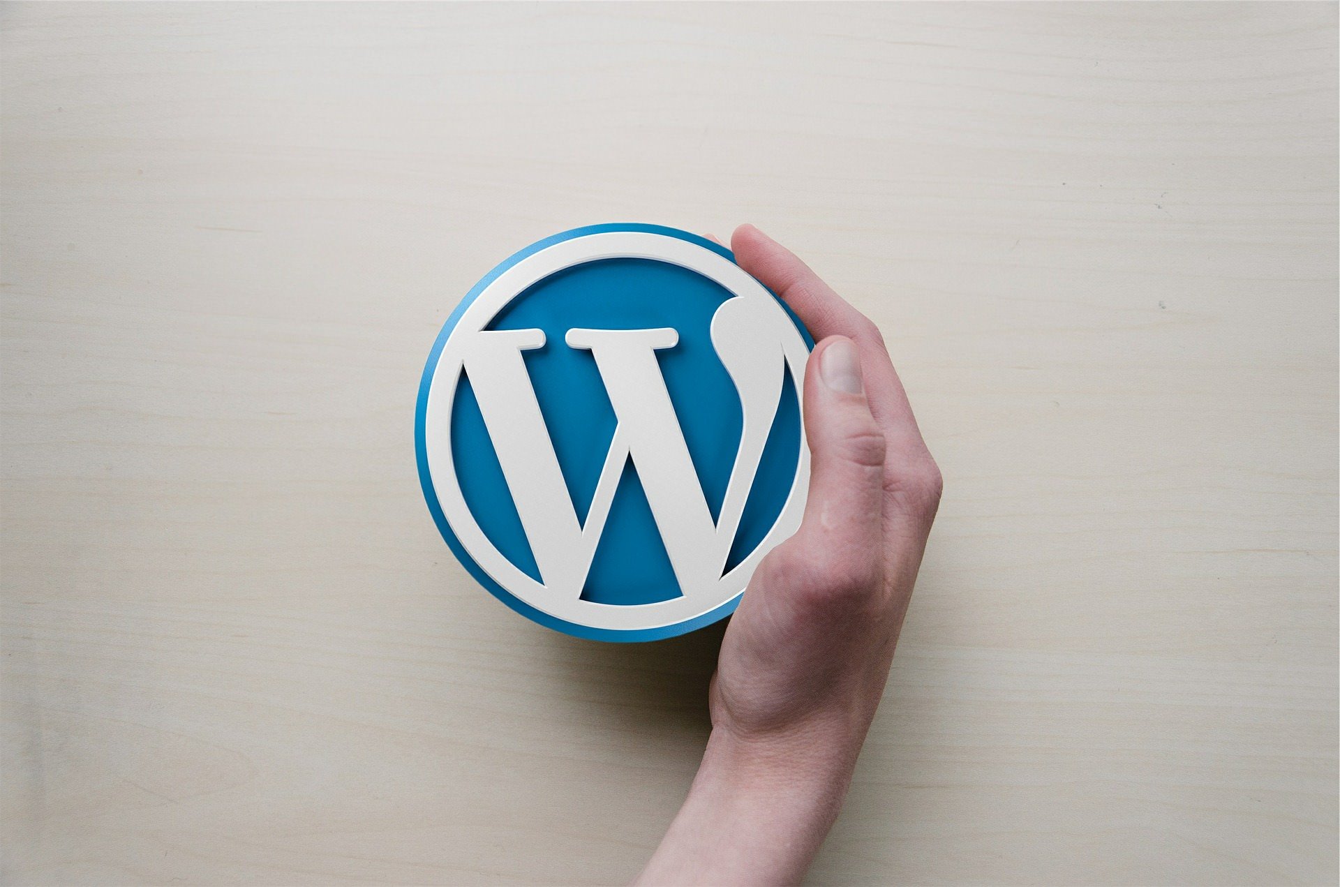 WordPress.org or WordPress.com - difference and services